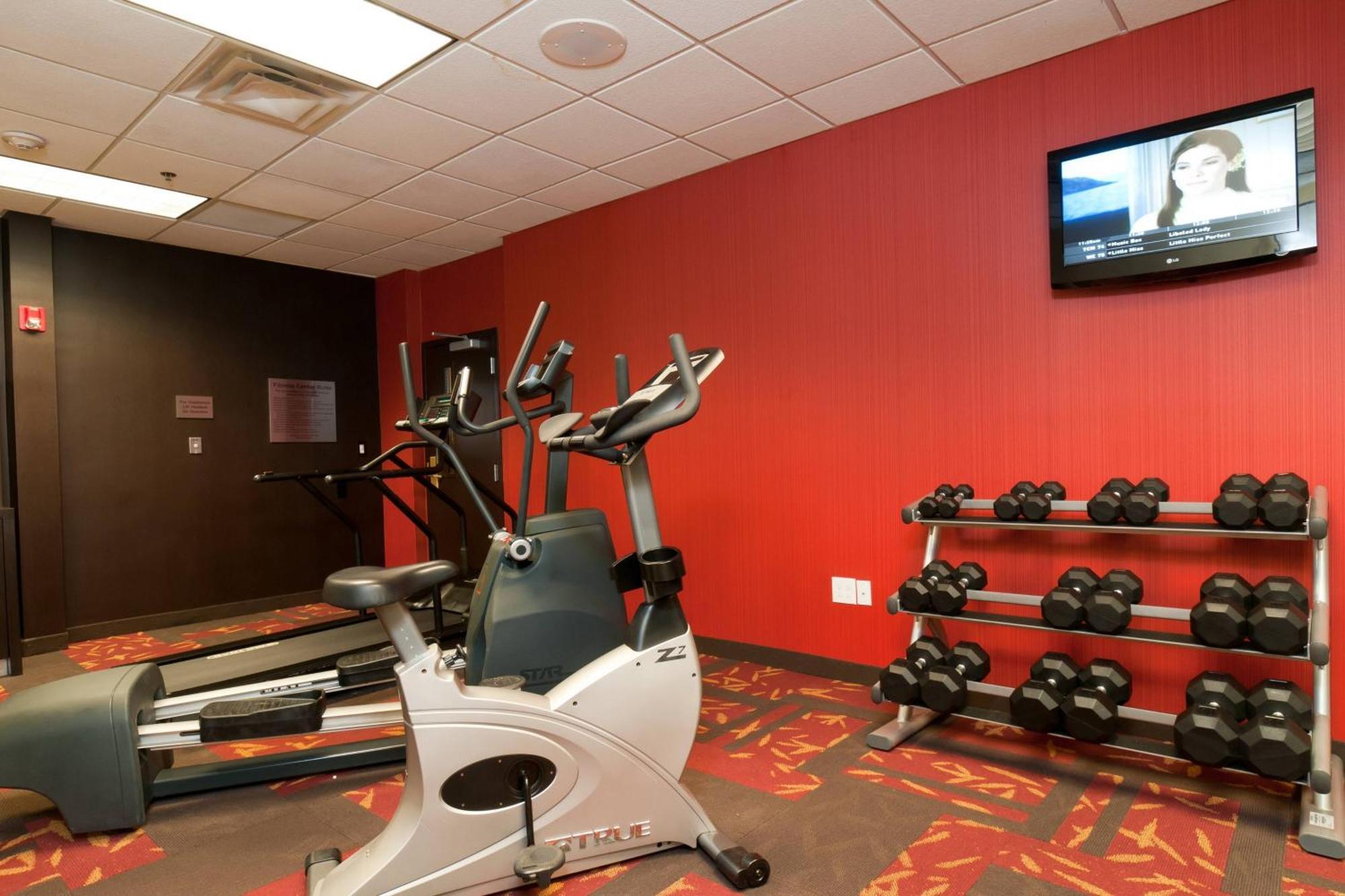 Courtyard By Marriott Charlotte Lake Norman Huntersville Eksteriør billede