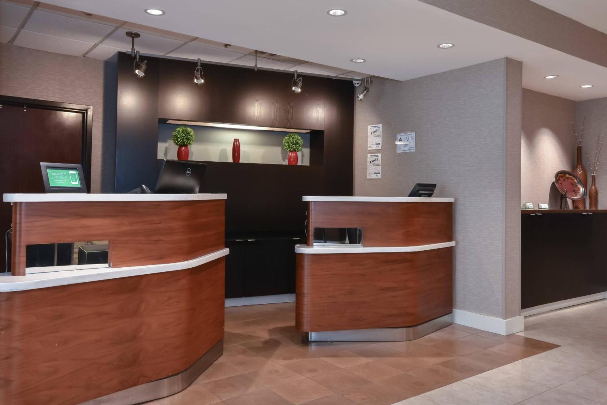 Courtyard By Marriott Charlotte Lake Norman Huntersville Eksteriør billede