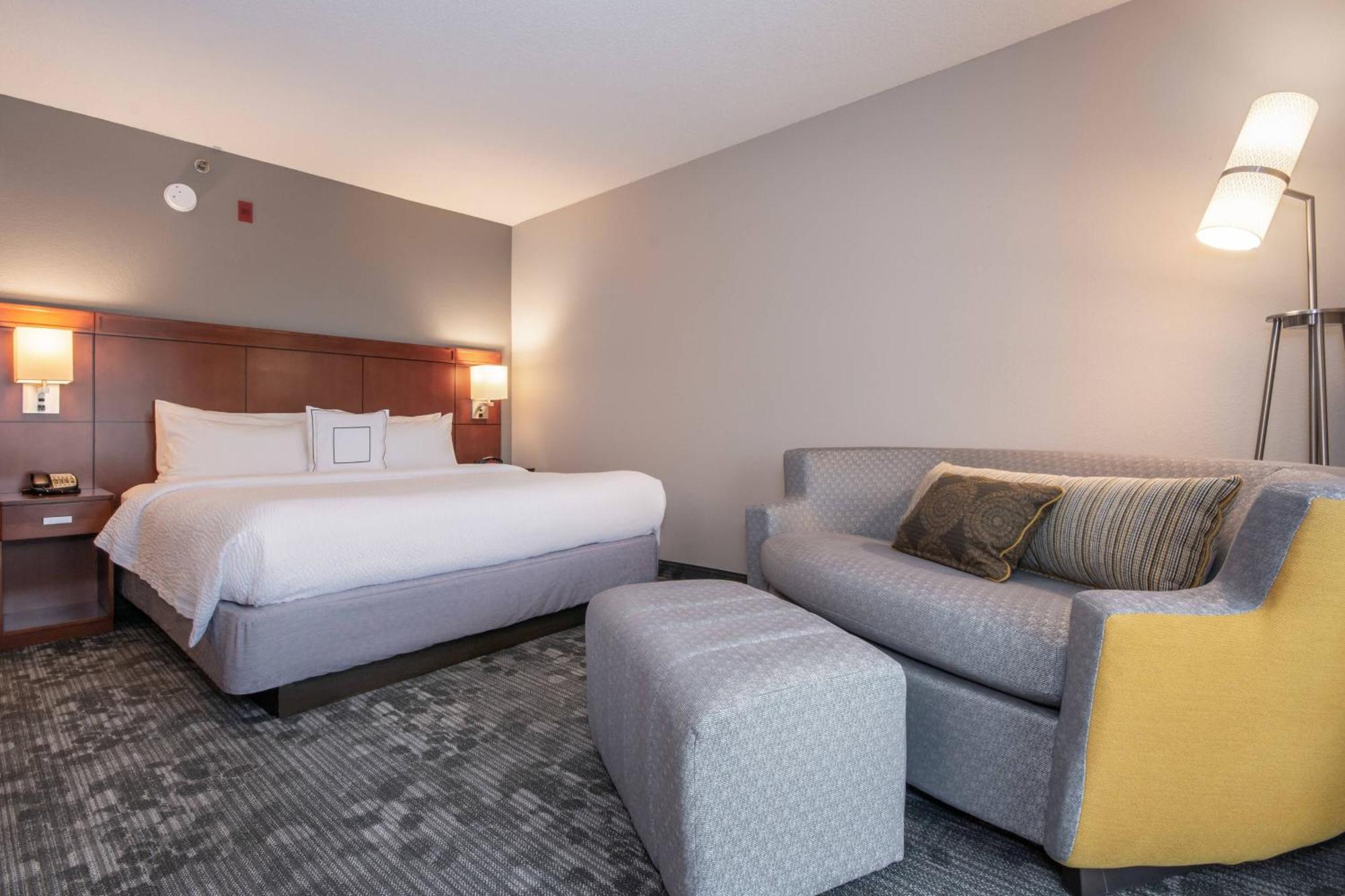 Courtyard By Marriott Charlotte Lake Norman Huntersville Eksteriør billede