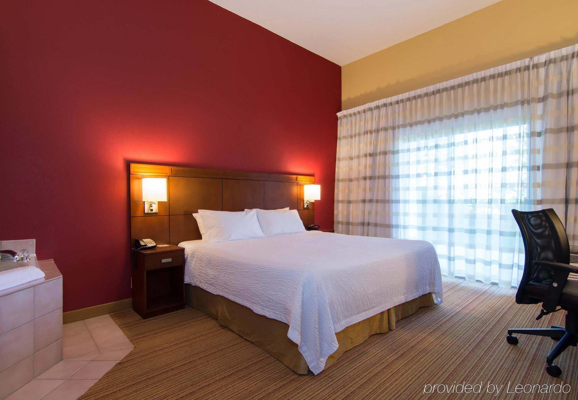 Courtyard By Marriott Charlotte Lake Norman Huntersville Eksteriør billede