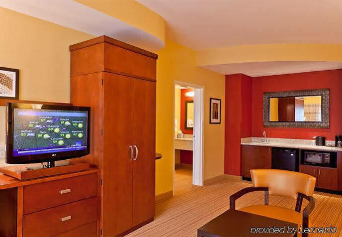 Courtyard By Marriott Charlotte Lake Norman Huntersville Eksteriør billede