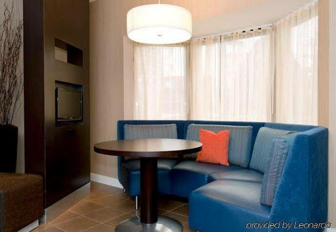 Courtyard By Marriott Charlotte Lake Norman Huntersville Eksteriør billede